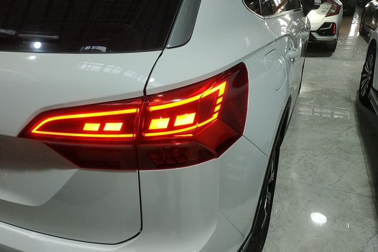 Used Volkswagen Tayron 2022 280TSI Two-Wheel Drive Luxury Smart Connectivity Version