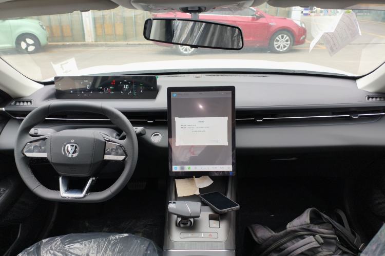 Used CHANGAN Eado 2025 Blue Whale 1.5T 500Bar Prestige Model
