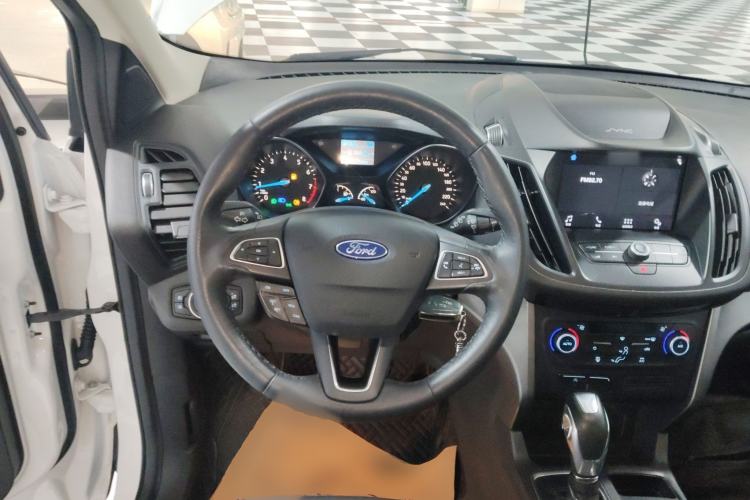Used Ford Kuga 2019 EcoBoost 180 Two-Wheel-Drive Platinum Edition China VI Standard