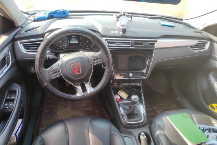 Used Roewe i5 2019 1.5L Manual 4G Connectable Langhao Edition
