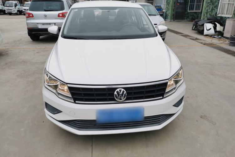 Used Volkswagen Jetta 2017 1.5L Manual Fashion Edition