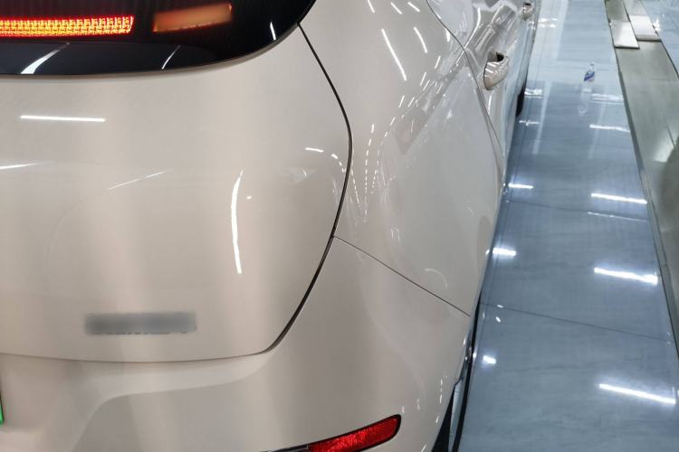 Used ORA Good Cat 2023 401 km Standard Range Luxury Version Lithium Iron Phosphate
