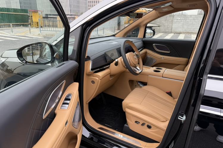 Used VOYAH Dream 2026 Model PHEV Qiankun Ultra