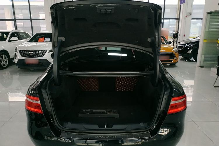 Used Jaguar XEL 2019 2.0T 200 PS Deluxe Edition