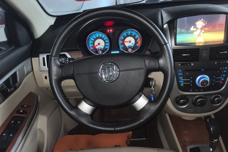 Used Buick Excelle 2013 1.5L Automatic Luxury Model Steering Wheel
