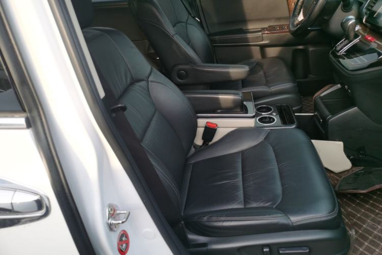 Used Honda Odyssey 2017 2.4L Smart Edition Right Front Seat