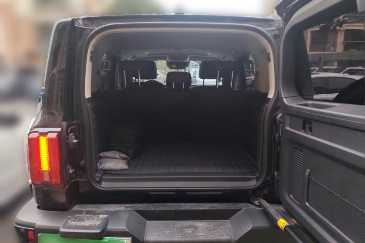 Used Tank 300 New Energy 2025 Hi4-T Trunk