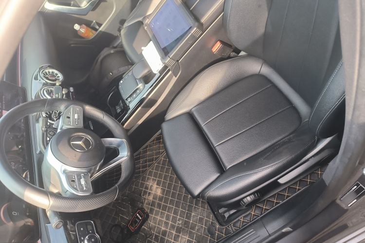 Used Mercedes-Benz A-Class 2022 Restyled A 200 L Sport Sedan Fashion Version