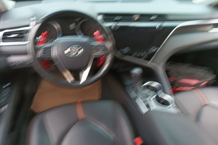 Used Toyota Camry 2019 2.0S FENGSHANG Version China VI Standard Center Console