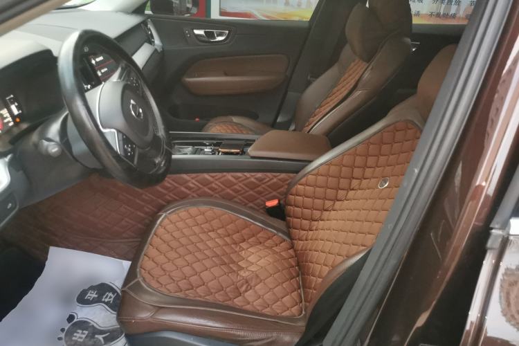 Used Volvo XC60 2020 T5 4x4 Zhiyi Luxury Edition