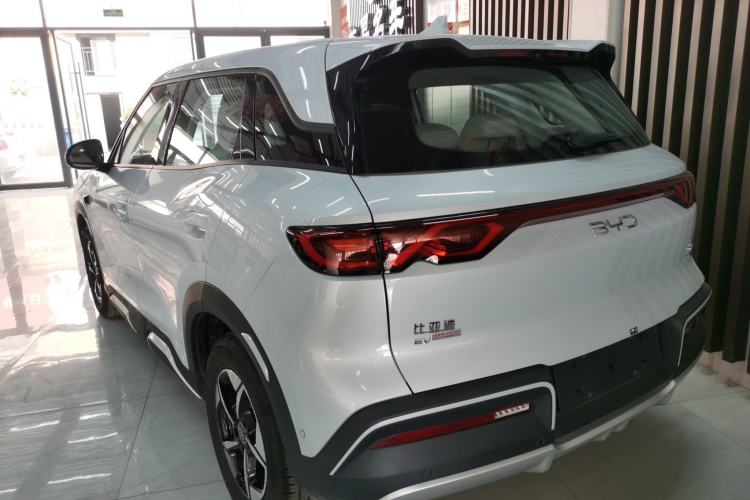 Used BYD Yuan UP 2025 Intelligent Driving Version 401 km Leading Edition Rear Left 45 Deg