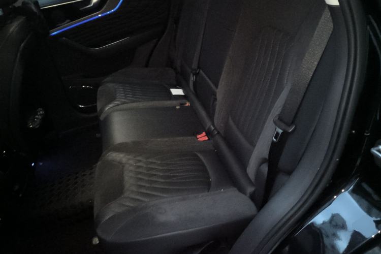 Used Hongqi HS5 2022 Revised Version 2.0T Smart Connect Flagship Edition Left Rear Seat