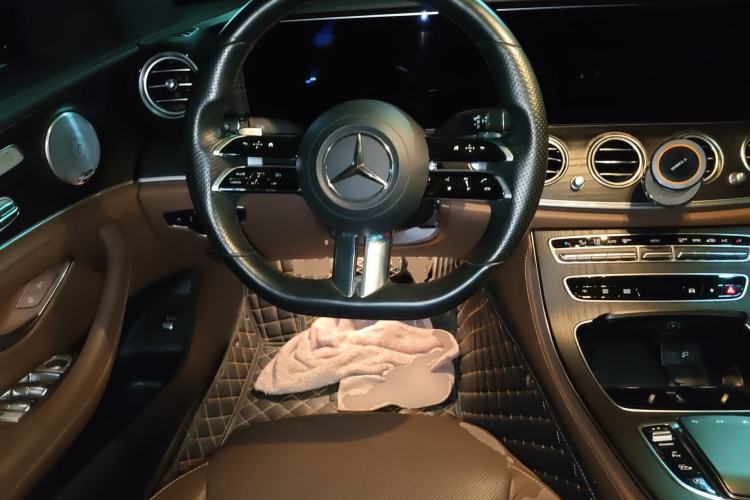 Used Mercedes-Benz E-Class 2021 E 300 L Sport Premium Edition Steering Wheel