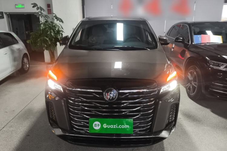 Used Buick GL8 2023 Land Executive Class 652T Luxury Model
