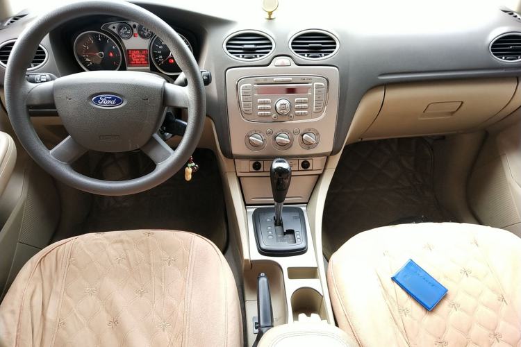 Used Ford Focus 2011 Hatchback 1.8L Automatic Fashion Edition