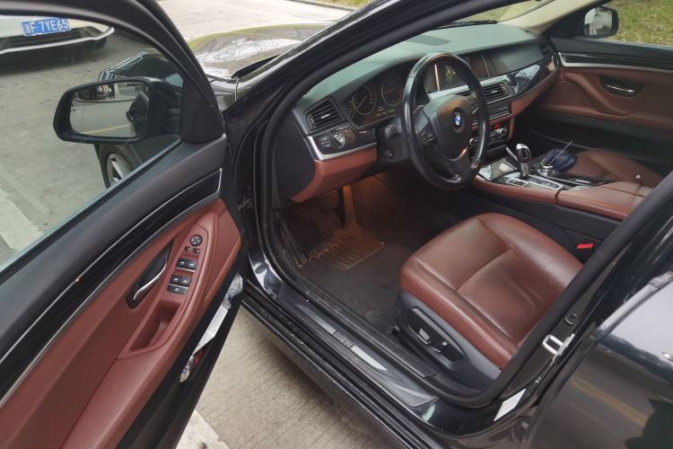 Used BMW 5 Series 2017 520Li Elegant Edition
