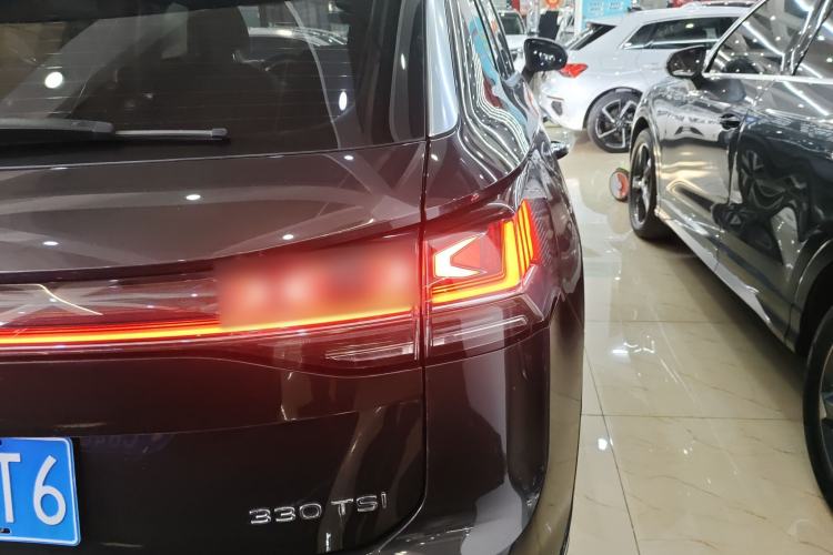 Used Volkswagen Tayron 2023 280TSI Two-Wheel-Drive Luxury Plus Advanced Version Right Rear Taillight