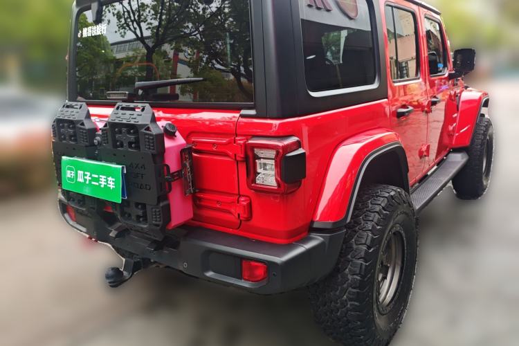 Used Jeep Wrangler 2019 2.0T Sahara 4-Door Version China V Standard