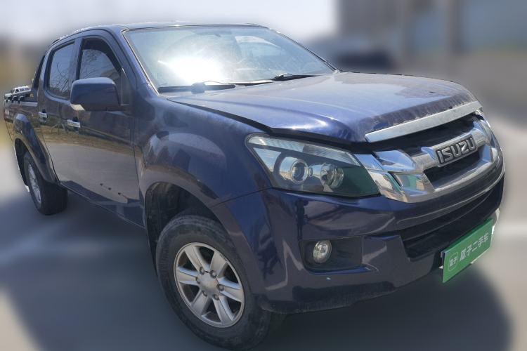 Used Isuzu D-MAX 2020 2.5T 4WD Manual Navigation Version China VI Standard Extended Length JE4D25Q6A Front Right 45 Deg