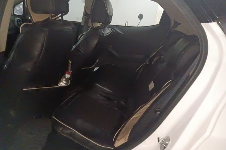 Used BYD Yuan New Energy 2018 EV360 Smart Connected Cool Model