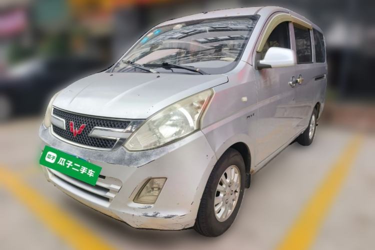 Used Wuling Rongguang V 2015 1.5L Standard Version