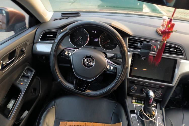 Used Volkswagen Lamando 2017 230TSI DSG Fashion Edition