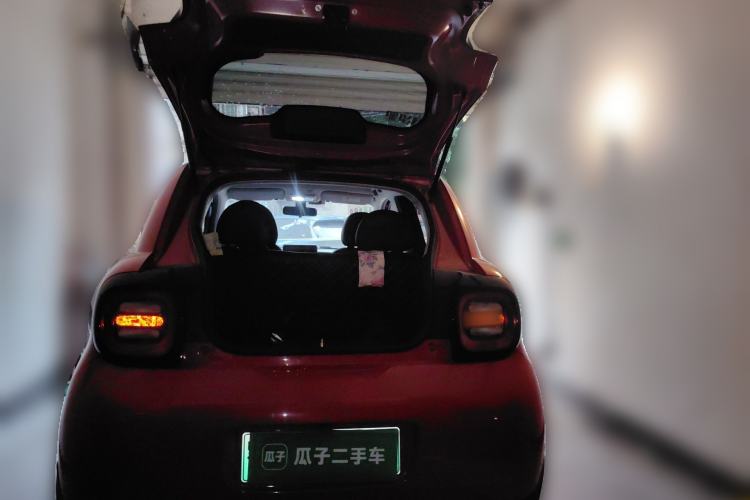 Used ORA Black Cat 2022 Updated Version 301 km Cute Pet Edition Lithium Iron Phosphate Trunk