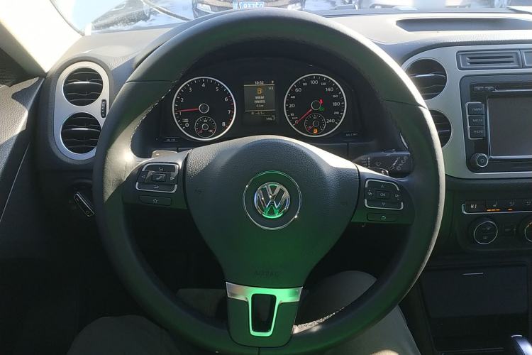 Used Volkswagen Tiguan L 2013 2.0 TSI Automatic All-Wheel Drive Luxury Edition