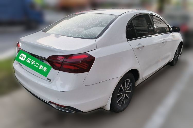 Used Geely Auto Emgrand 2019 Leading Edition 1.5L Manual Luxury Model China VI Standard
