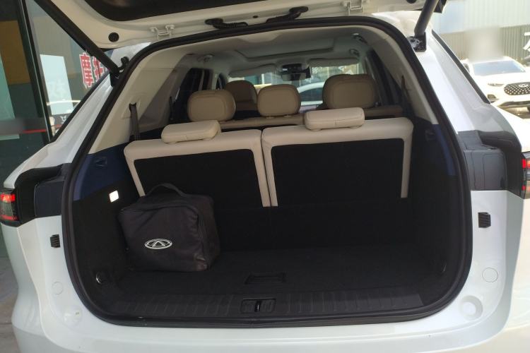 Used Chery Fengyun T9 2024 120 Long-Range Flagship Version 7 Seats Ternary Lithium
