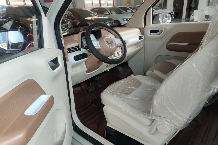 Used Wuling Hongguang MINIEV 2024 3rd Generation 215km Youth Edition