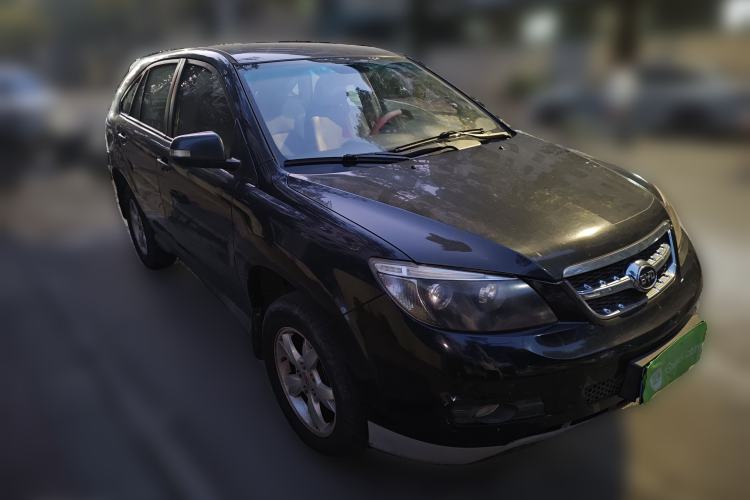 Used BYD S6 2013 Jingyue Edition 2.0L Manual Luxury Model 5 Seats
