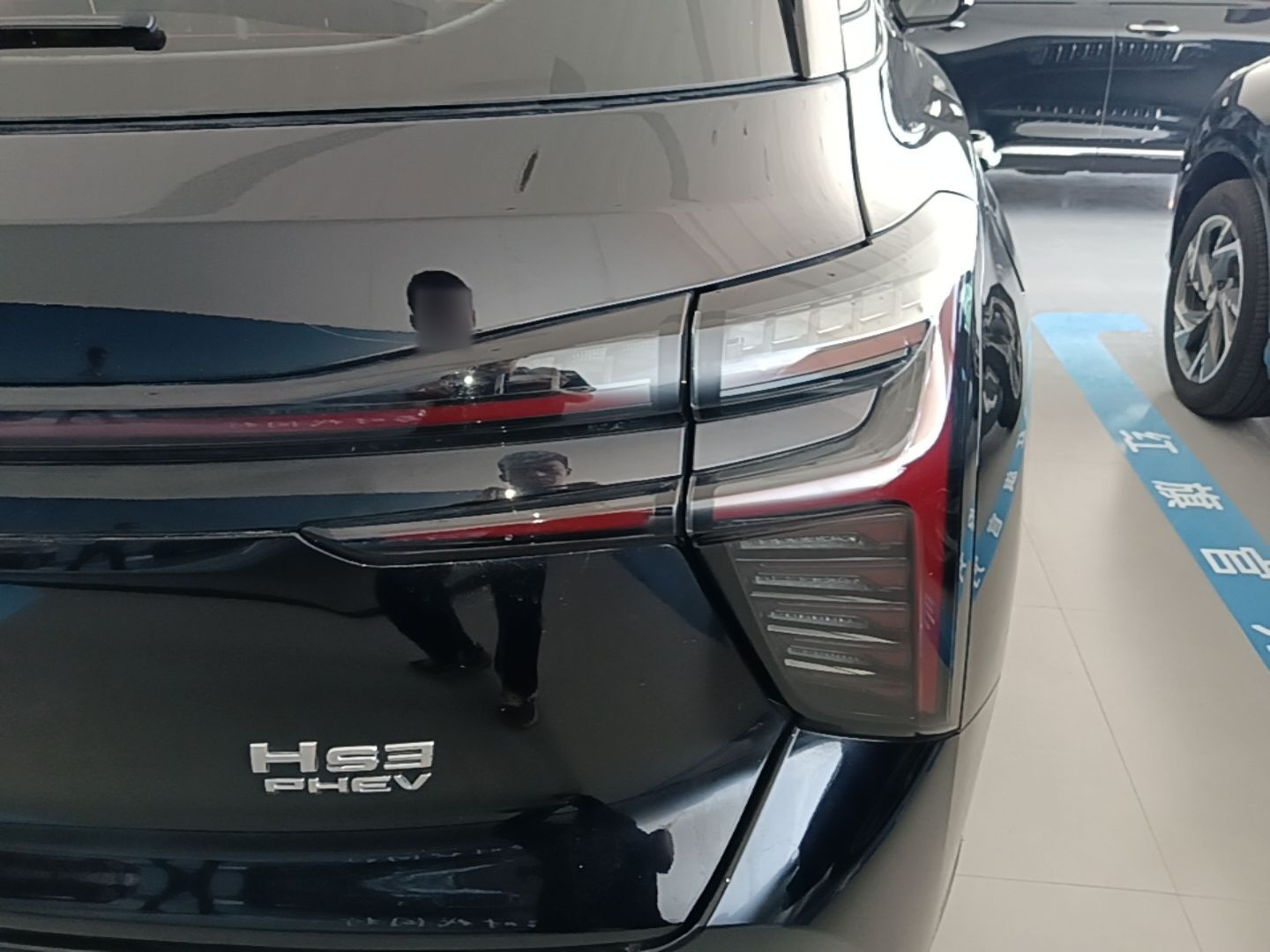 Hongqi HS3 PHEV 2024 PHEV 115km Jingwei Edition — снимка 9