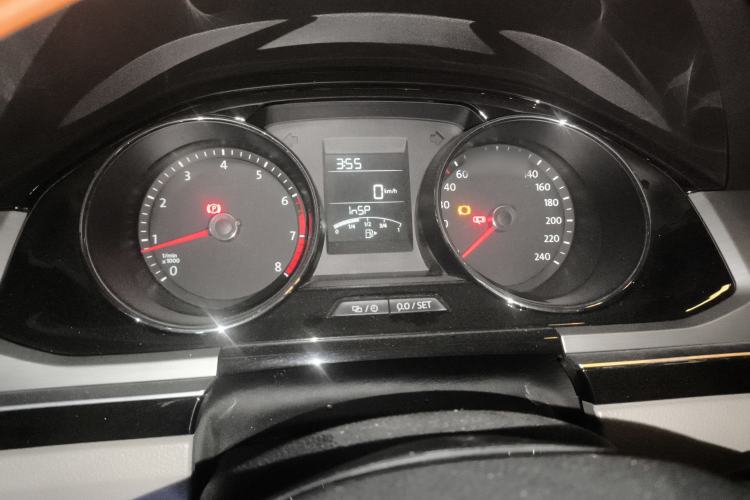 Used Volkswagen Bora 2016 230TSI Manual Comfort Version
