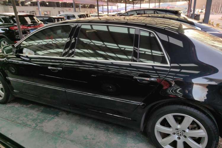 Used Volkswagen Phaeton 2012 3.0L Executive Version
