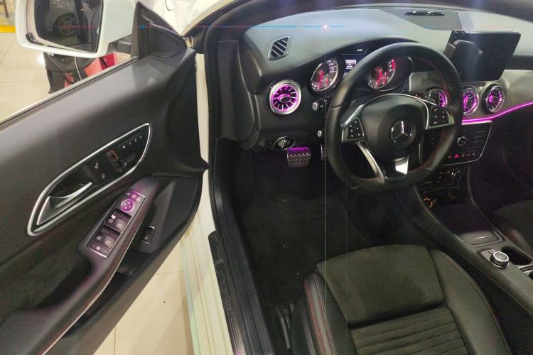 Used Mercedes-Benz CLA 2016 CLA 220 4MATIC
