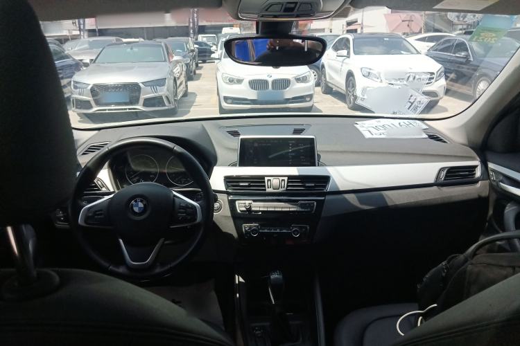 Used BMW X1 2016 sDrive18Li Fashion Model Center Console