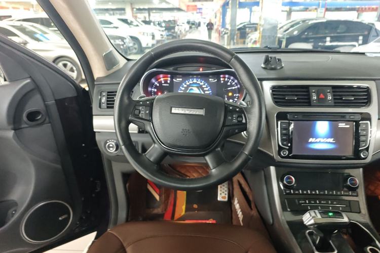 Used Haval H8 2017 2.0T Diesel Two-Wheel Drive Smart Edition
