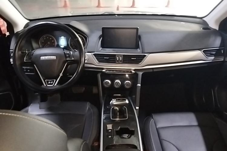 Used Haval H6 2021 Sport Edition 1.5T Automatic Elite Smart Connectivity Model U-Shape Grille