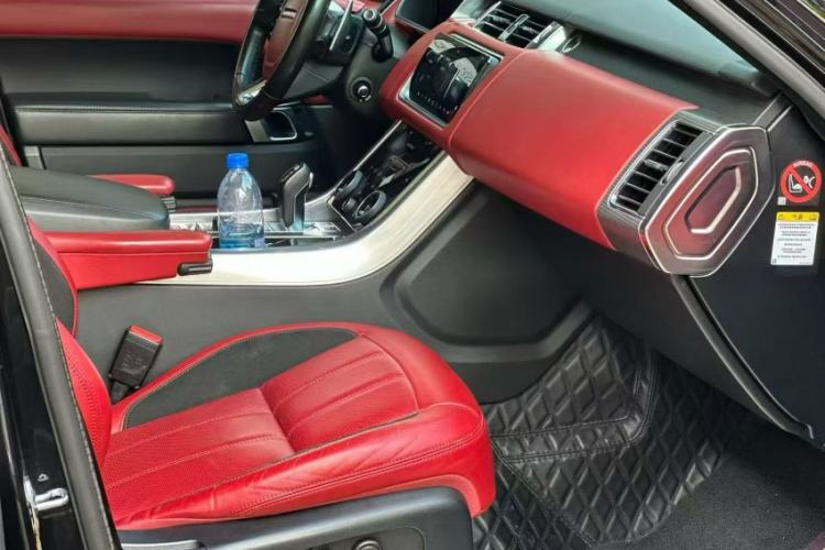 Used Land Rover Range Sport 2018 3.0 SC V6 HSE DYNAMIC Interior 5