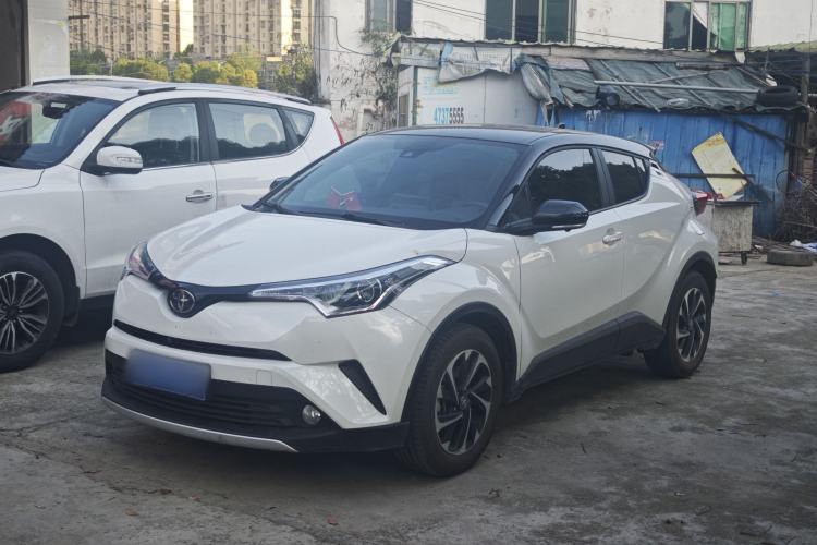 Used Toyota IZOA 2018 2.0L Yichi Edition China V Standard