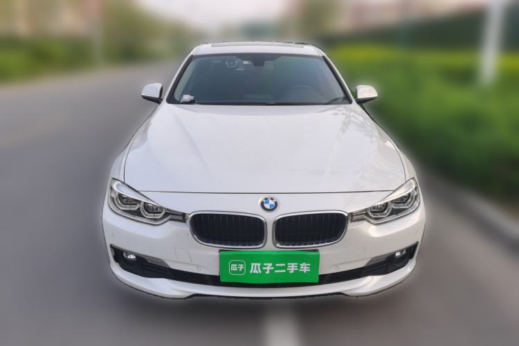 Used BMW 3 Series 2016 320Li Ambition Model
