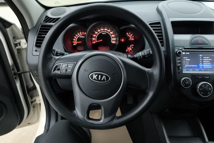 Used Kia Soul 2013 1.6L MT GL