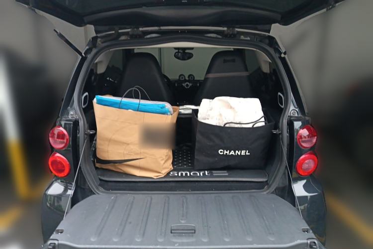 Used smart fortwo 2013 1.0T Hardtop Passion Edition Trunk