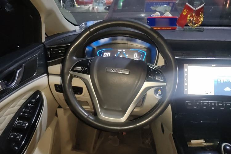 Used CHANGAN OSHAN Cosmos 2019 1.5T Manual Smart Version China V Standard Steering Wheel
