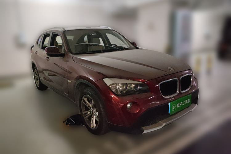 Used BMW X1 2012 xDrive20i Front Right 45 Deg