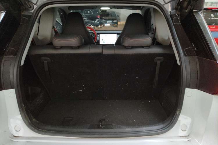 Used Chery New Energy Boundless Pro 2022 301km LingShou Edition Lithium Iron Phosphate