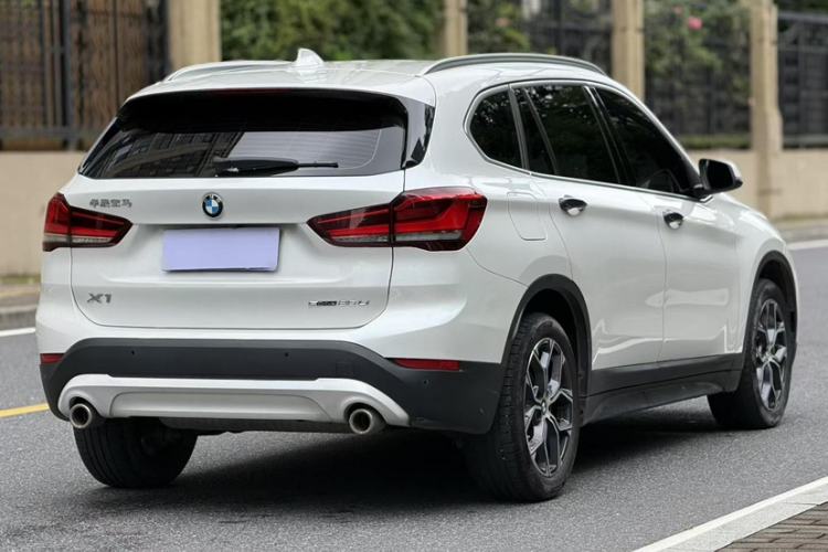Used BMW X1 2021 Restyled sDrive25Li Leading Edition Exterior 3