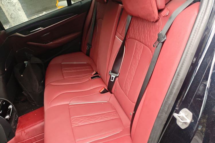 Used BMW 5 Series 2023 530Li Luxury Edition M Sport Package Left Rear Seat