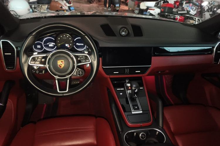 Used Porsche Cayenne E-Hybrid 2020 Cayenne E-Hybrid Coupé 2.0T Center Console